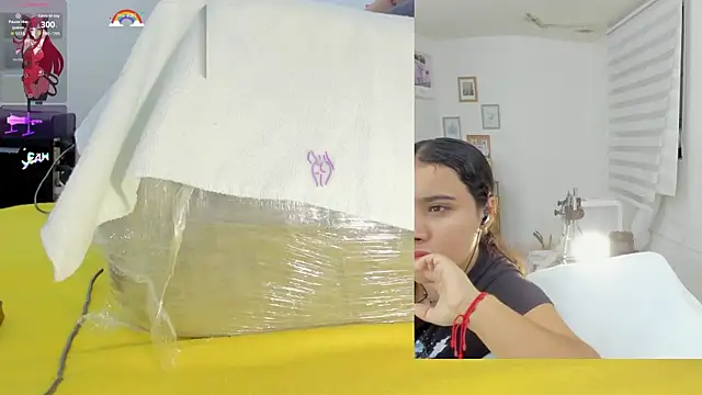 Daki Ume  online show from 11/08/25, 02:37