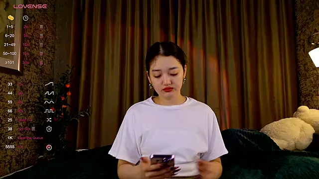 FreyaRaya online show from 11/15/25, 02:59