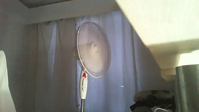 Snapshot of thekeys chatting on 09/24/25, 04:08 thekeys online show from 09/24/25, 04:08