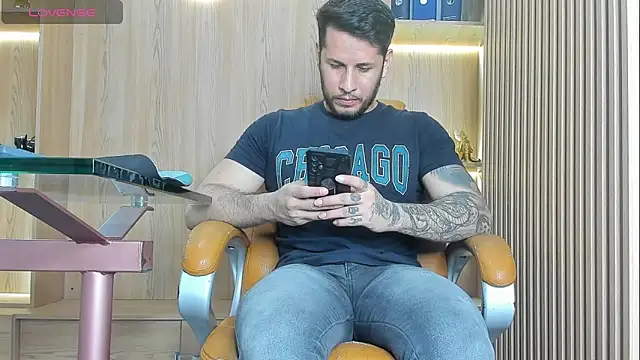 George Diesell online show from 11/18/25, 09:07