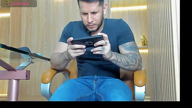 George Diesell online show from 10/18/25, 08:55