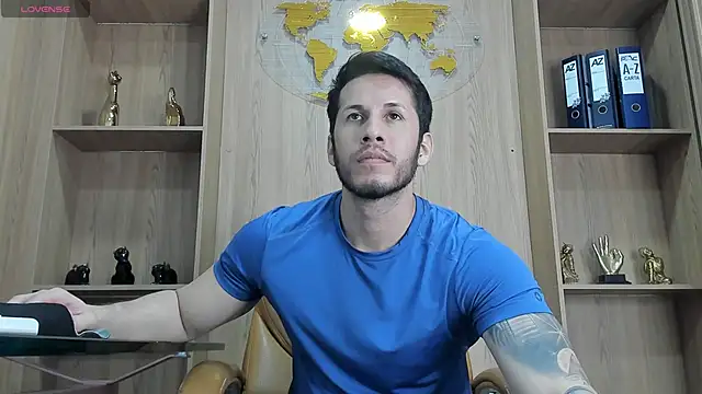 Snapshot of George_Diesell chatting on 05/21/26, 04:10 George Diesell online show from 05/21/26, 04:10