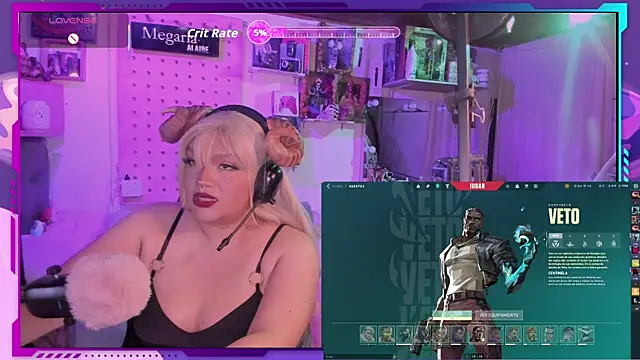 Snapshot of MegariaB chatting on 10/12/25, 04:14 MegariaB online show from 10/12/25, 04:14