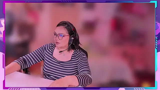 MegariaB online show from 05/22/26, 04:43