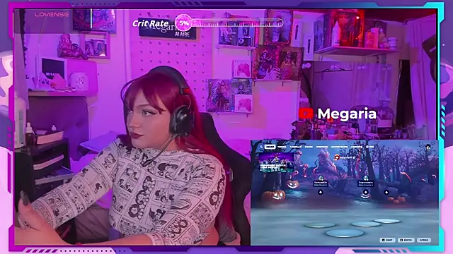 Snapshot of MegariaB chatting on 10/19/25, 04:15 MegariaB online show from 10/19/25, 04:15