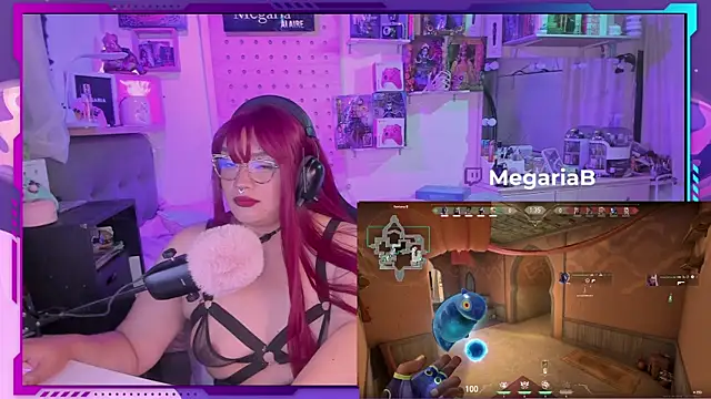 Snapshot of MegariaB chatting on 10/02/25, 03:10 MegariaB online show from 10/02/25, 03:10