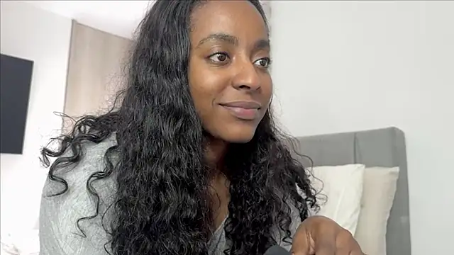 evangeline ch online show from 10/14/25, 03:12