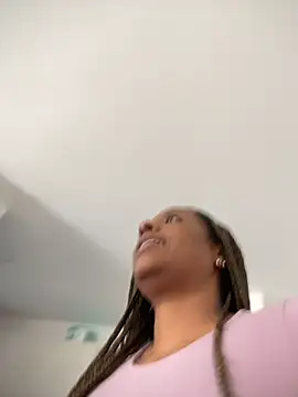 evangeline ch online show from 12/14/25, 03:17