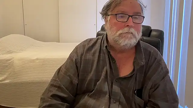 Drummajor online show from 12/02/25, 05:36