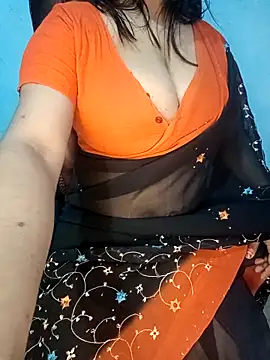 Snapshot of Dayna-36 chatting on 02/20/25, 07:30 Dayna-36 online show from 02/20/25, 07:30