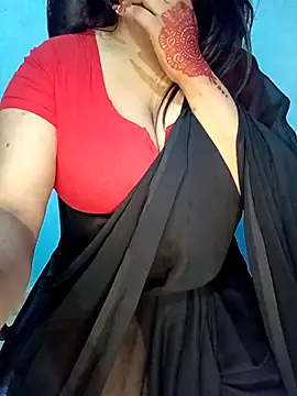 Snapshot of Dayna-36 chatting on 02/17/25, 07:33 Dayna-36 online show from 02/17/25, 07:33