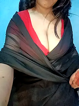 Snapshot of Dayna-36 chatting on 02/17/25, 10:38 Dayna-36 online show from 02/17/25, 10:38