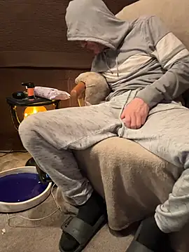 Snapshot of Haztogo4me chatting on 02/26/26, 12:38 Haztogo4me online show from 02/26/26, 12:38