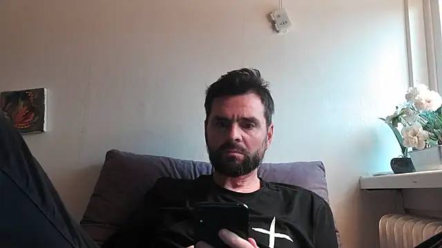 TB1977DK online show from 12/19/25, 12:18