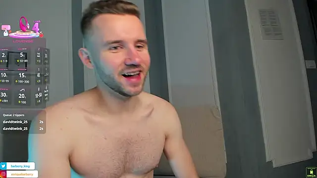 EnriqueBarberry online show from 10/04/25, 05:31