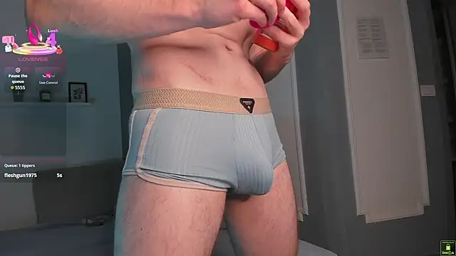 EnriqueBarberry online show from 12/20/25, 06:27