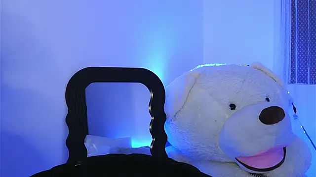 ivyleague  online show from 02/28/26, 06:18