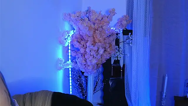 ivyleague  online show from 03/29/26, 05:25