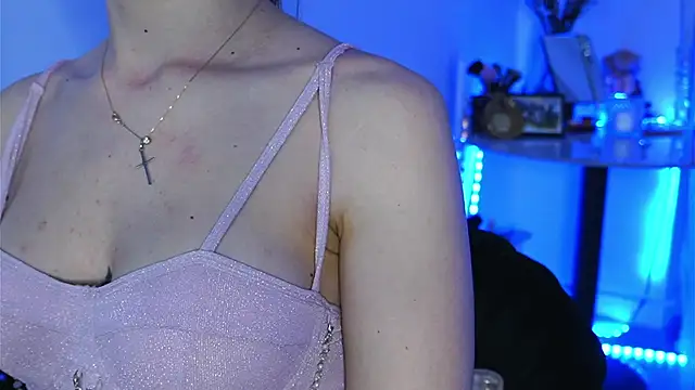 ivyleague  online show from 04/03/26, 05:19