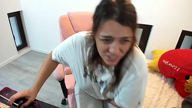 Dyana Kaylinn online show from 11/28/25, 06:24