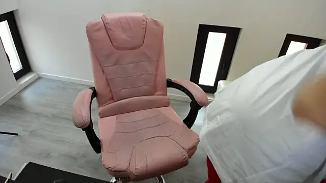 Dyana Kaylinn online show from 03/26/26, 05:17