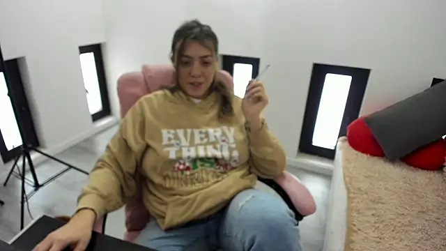 Dyana Kaylinn online show from 02/21/26, 06:26