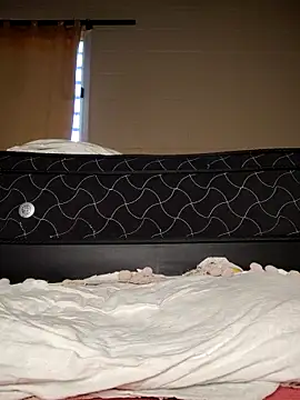 0hYeahbb online show from 10/25/25, 10:43