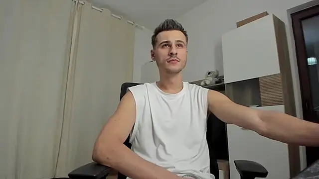 Jimmymorello online show from 09/26/25, 06:59