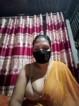 Snapshot of Depte- chatting on 10/23/25, 01:04 Depte- online show from 10/23/25, 01:04