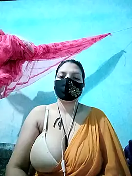 Snapshot of Depte- chatting on 11/11/25, 01:00 Depte- online show from 11/11/25, 01:00