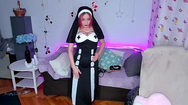 Evelyn Harperxh online show from 10/31/25, 12:29