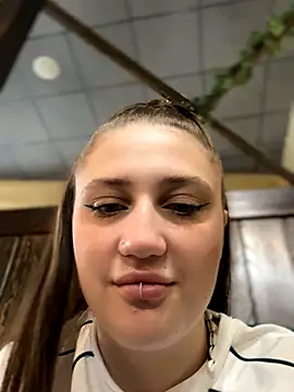 JessiMur online show from 09/18/25, 07:44