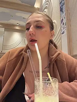 JessiMur online show from 02/20/26, 06:19