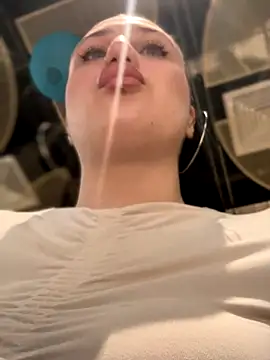 JessiMur online show from 09/25/25, 04:07