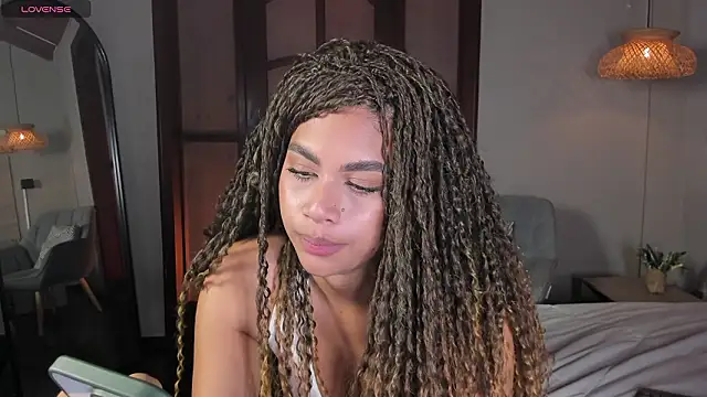 nayah   online show from 03/14/26, 08:37