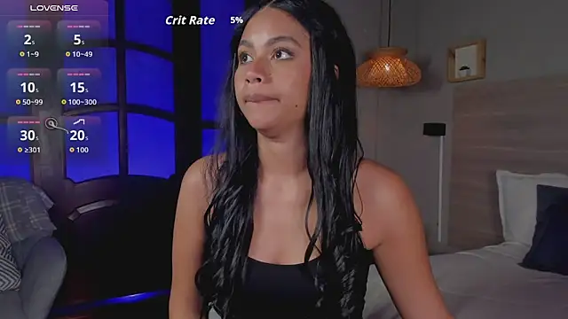 nayah   online show from 12/01/25, 07:59