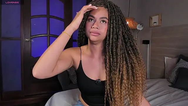 nayah   online show from 03/13/26, 08:14