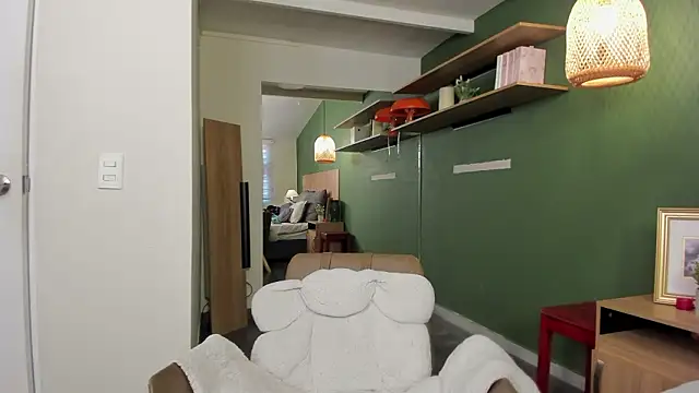 nayah   online show from 03/15/26, 02:57