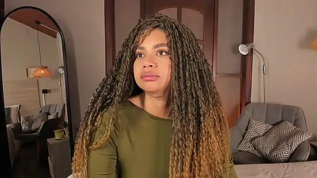 nayah   online show from 04/09/26, 08:04