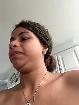 nayah   online show from 02/07/26, 05:10