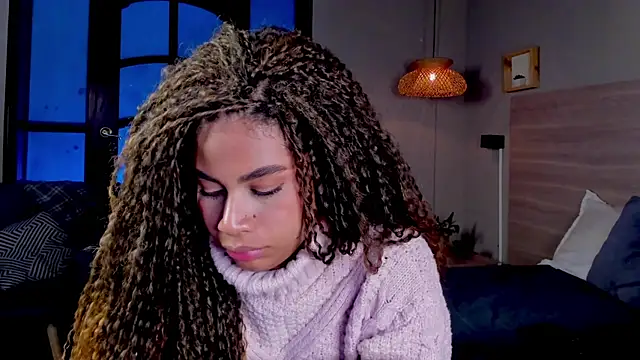 nayah   online show from 11/14/25, 01:20