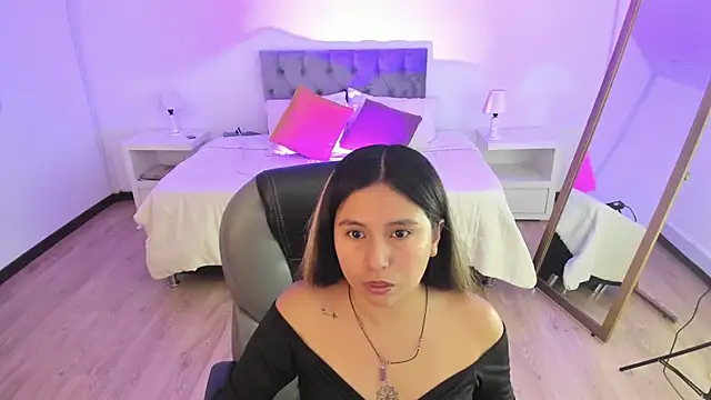 Snapshot of _Natalie18 chatting on 03/16/25, 08:21 Natalie18 online show from 03/16/25, 08:21