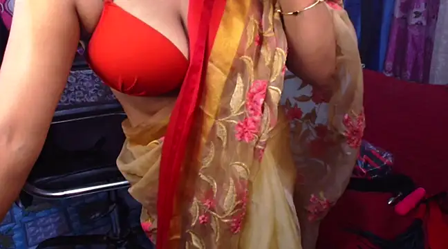 Snapshot of SnoowForYou chatting on 03/14/25, 01:27 SnoowForYou online show from 03/14/25, 01:27