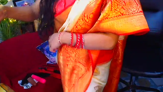 Snapshot of SnoowForYou chatting on 09/30/25, 11:55 SnoowForYou online show from 09/30/25, 11:55