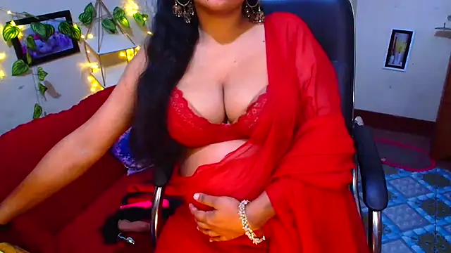 Snapshot of SnoowForYou chatting on 01/08/26, 01:44 SnoowForYou online show from 01/08/26, 01:44