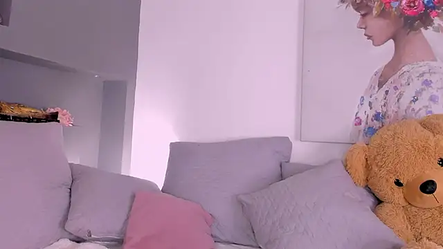 Snapshot of rosemonrooe chatting on 03/19/25, 05:28 rosemonrooe online show from 03/19/25, 05:28