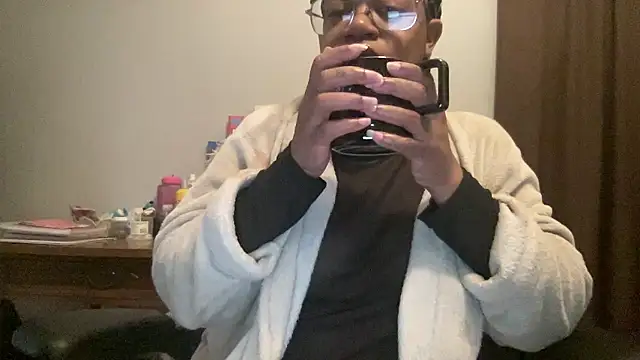 MommyConfident online show from 01/07/26, 02:00