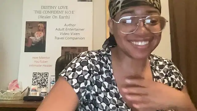 MommyConfident online show from 06/07/26, 07:41