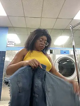 MommyConfident online show from 07/13/26, 01:49