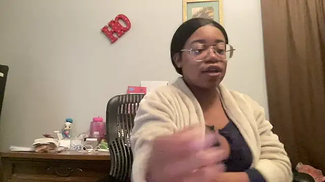 MommyConfident online show from 11/13/25, 03:27